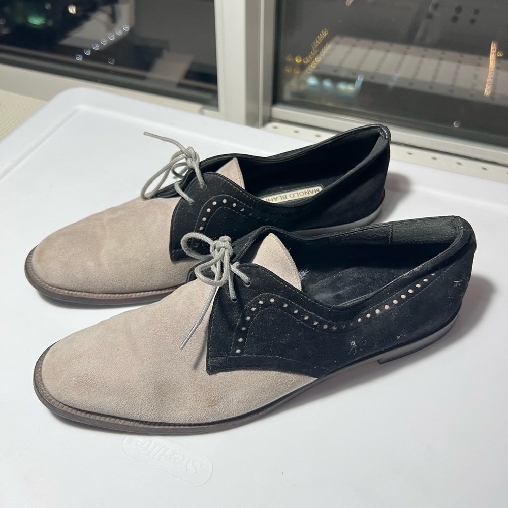 Manolo Blahnik Suede Lace-up Brogues
